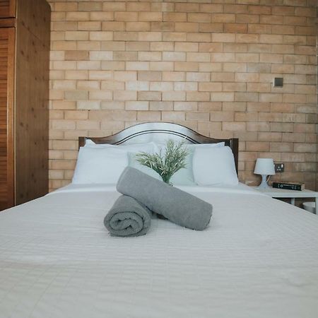 Ombak Deru Lodge Marang Eksteriør bilde